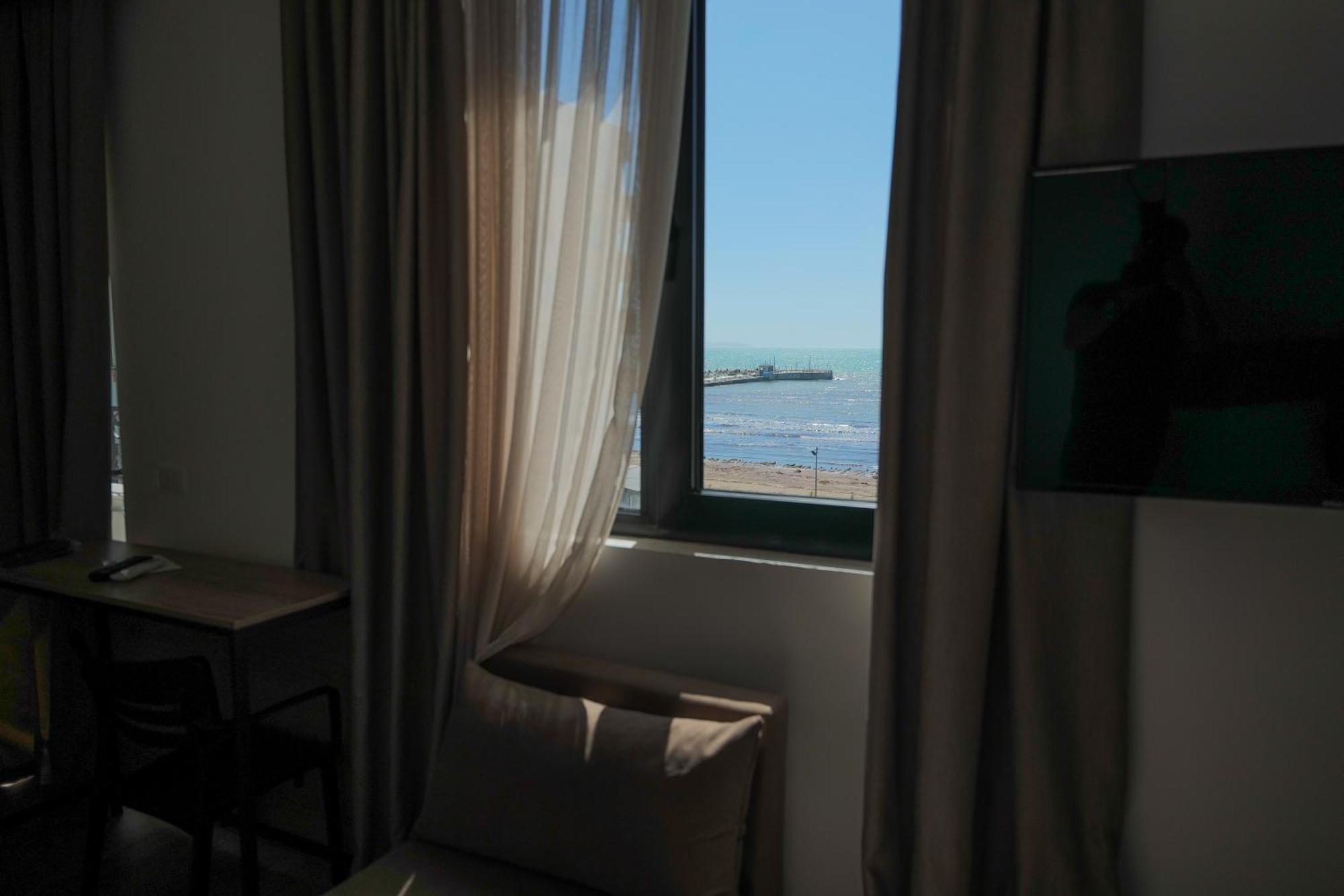Afa Hotel Durrës Extérieur photo
