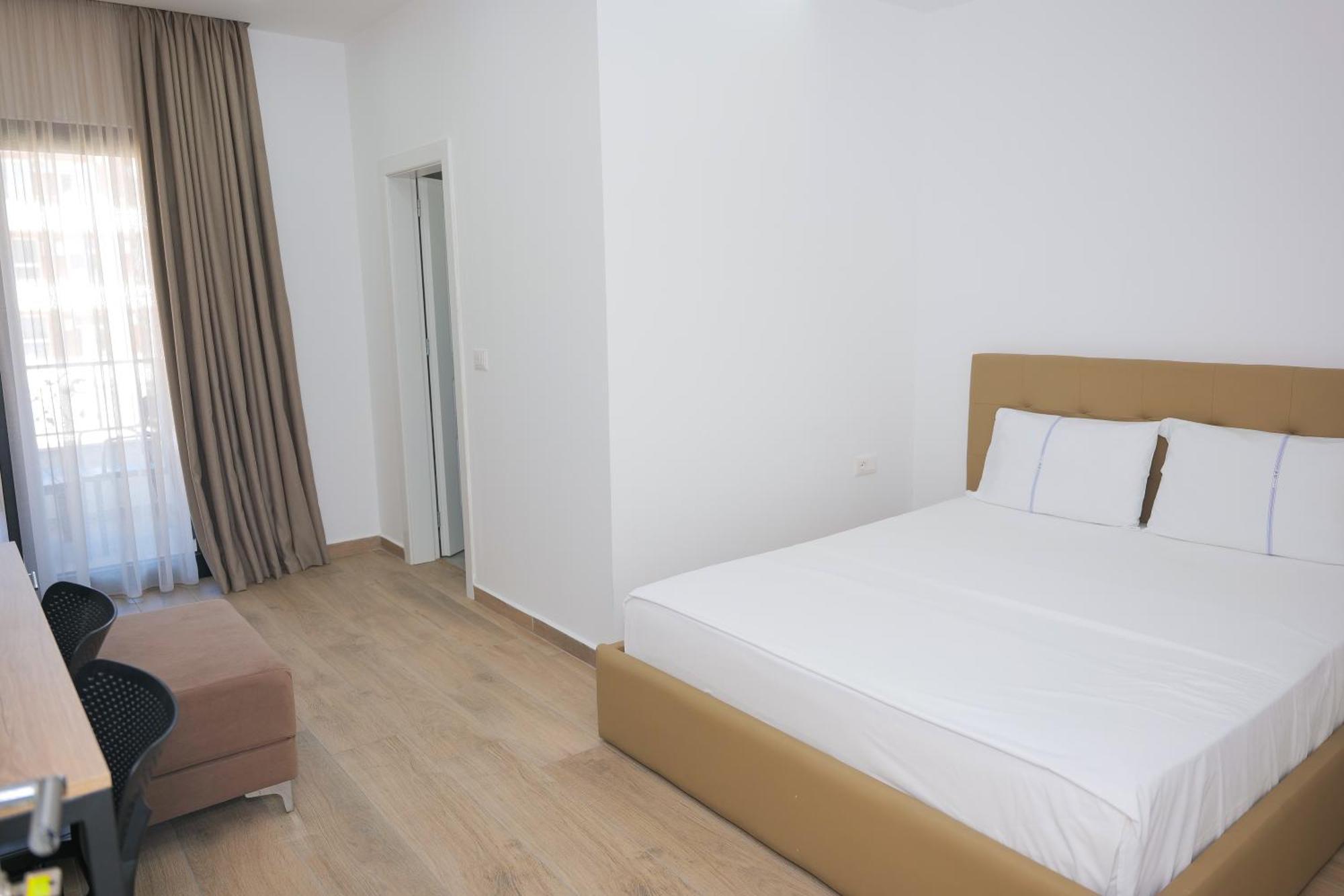Afa Hotel Durrës Extérieur photo