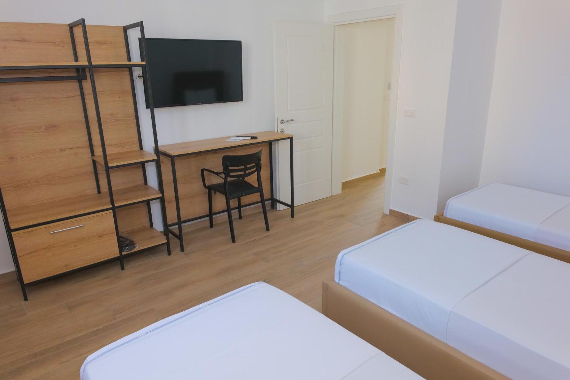 Afa Hotel Durrës Extérieur photo